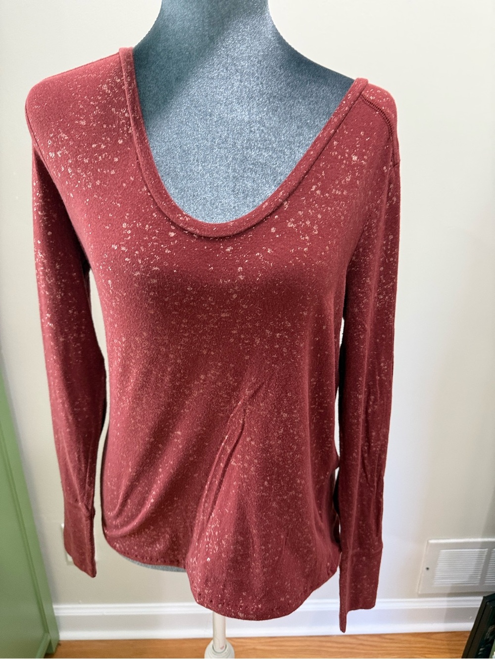 Anna Speckled Scoop Neck Long Sleeve Top - Rosewood